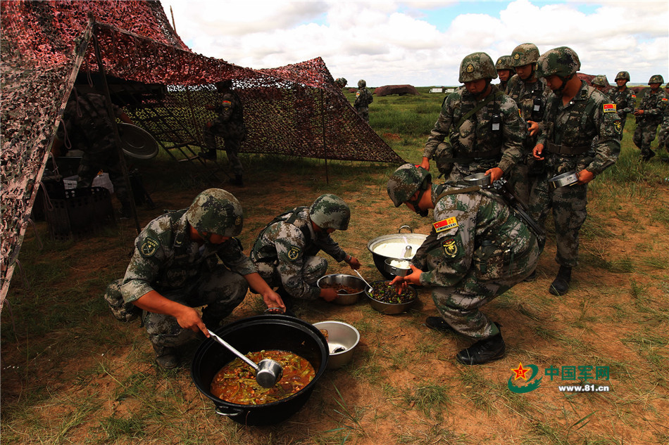 "攻坚豹子军"抵达朱日和:"豹狼之争"正式拉开战幕