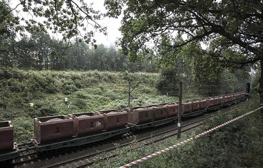 波兰开挖纳粹黄金列车 "世纪之谜"或将解开(组图)_国际_中国台湾网