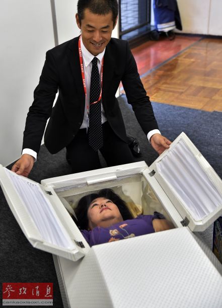 日本殡葬博览会女僧人获赞颜值高揭日特色殡葬业