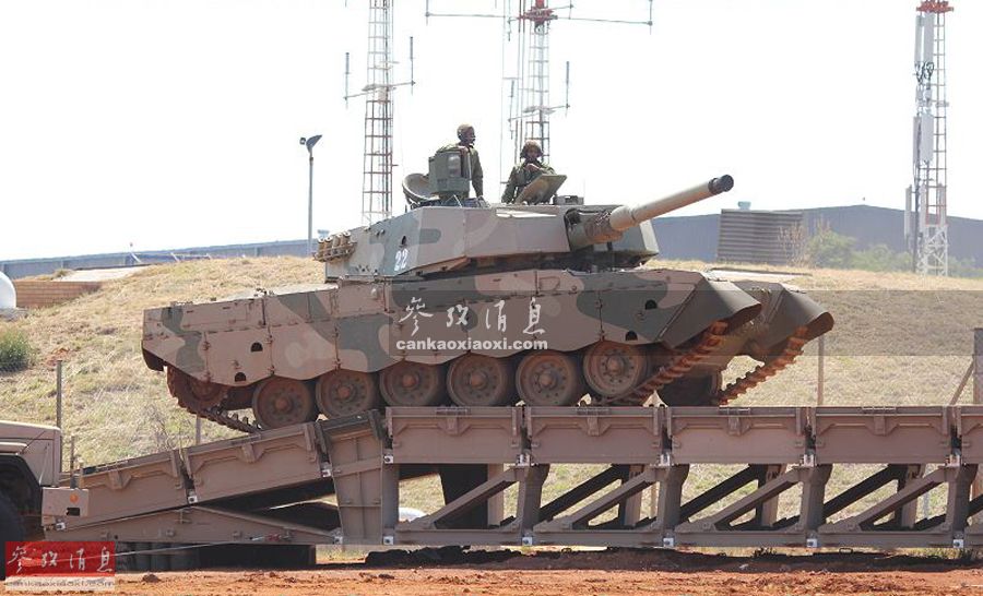 魔改"百夫长"坦克战30年可自带澡盆