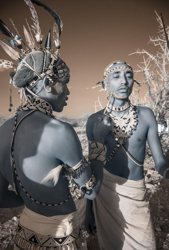 肯尼亚的samburu族男人.