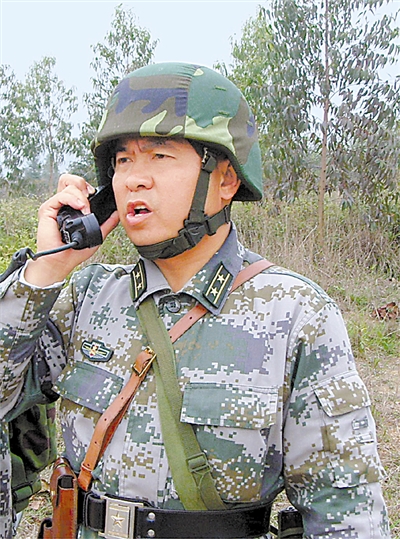 国庆阅兵受阅装备走向演兵场 具有精确打击体系